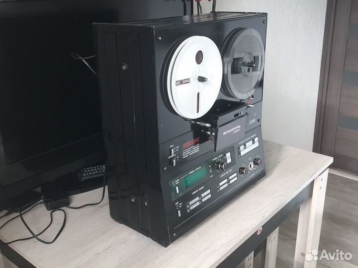 Катушечный магнитофон иссык-куль мпк 101-1С