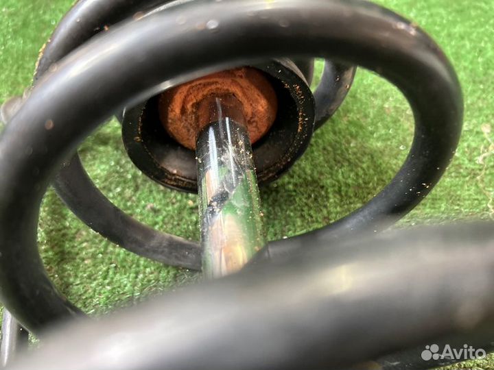 Амортизатор подвески передний правый Audi Tt 8N3