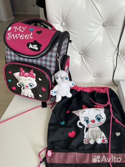 Рюкзак школьный фирмы De Lune для начальной школы