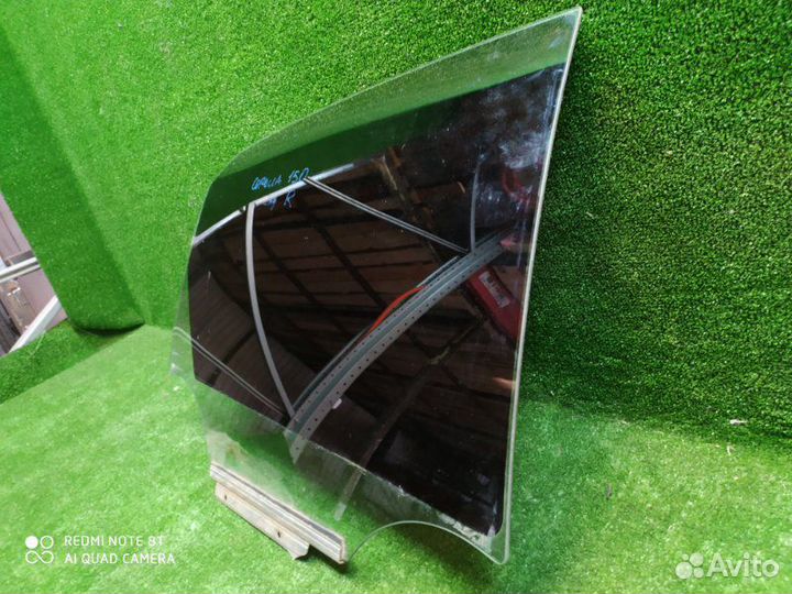 Стекло двери заднее правое Toyota Corolla 150