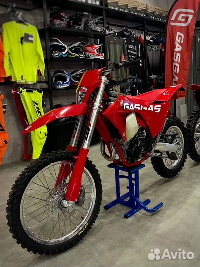Новый эндуро мотоцикл GasGas EC350F MY24