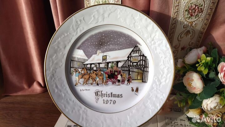 Винтаж. Тарелка Royal Worcester Рождество 1979 год