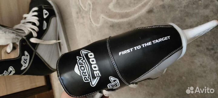 Коньки хоккейные profy-3000.Размер 39