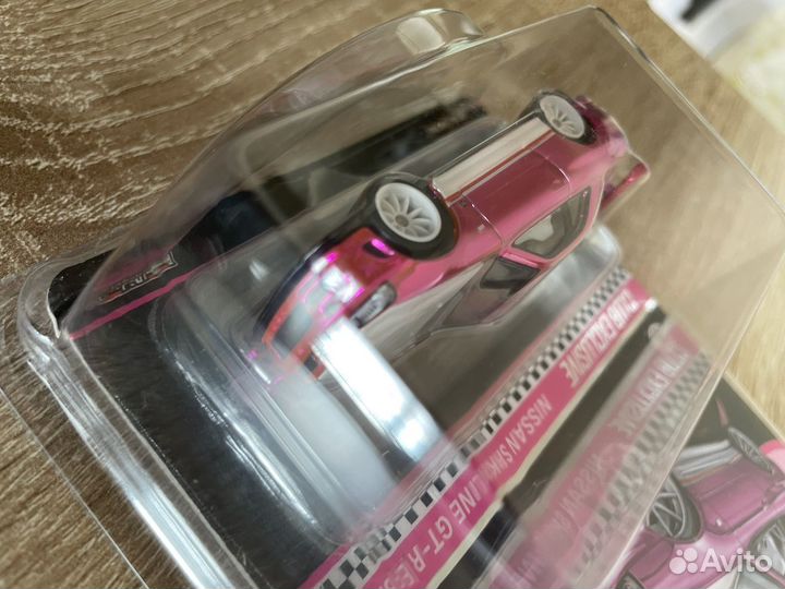 Hot Wheels 1:61 Nissan Skyline GT-R R34 Pink