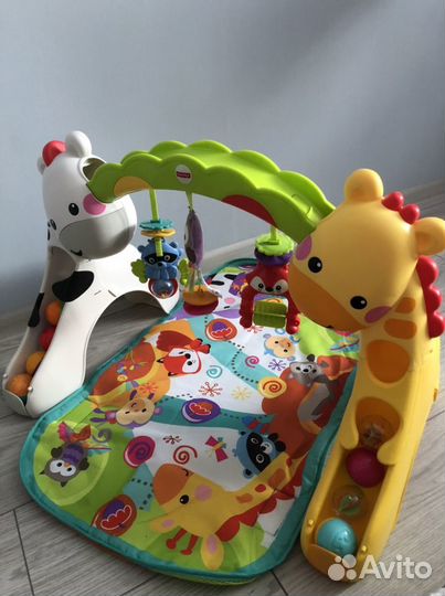 Развивающий коврик fisher price