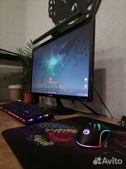 Монитор samsung S24D300H