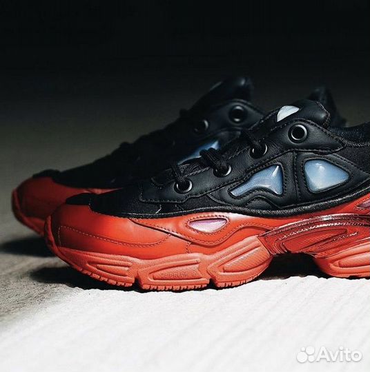 Кроссовки Adidas RAF Simons Ozweego 3 Red Star