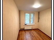 Доля в 3-к. квартире, 11,8 м², 1/9 эт.