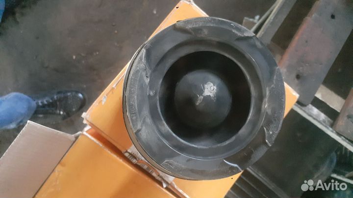 Поршень man тга