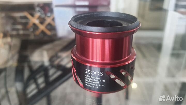 Шпуля shimano 16 stradic 2500s