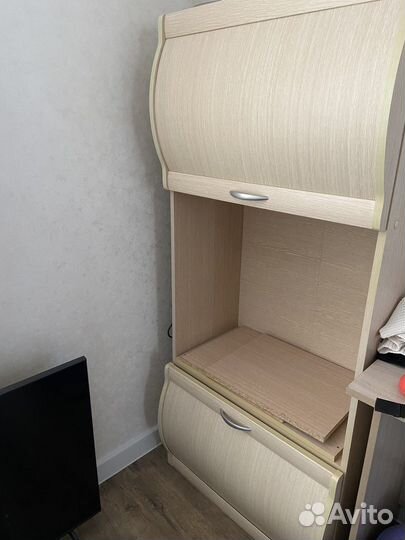 Полка подвесная для рабочего стола