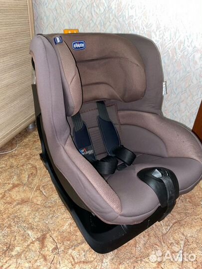 Детское автокресло chicco с isofix