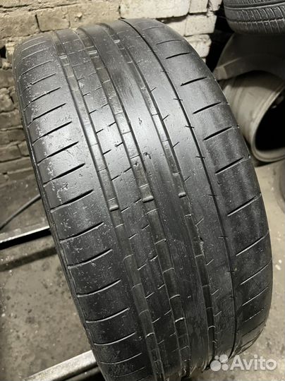 Michelin Pilot Super Sport 245/40 R20
