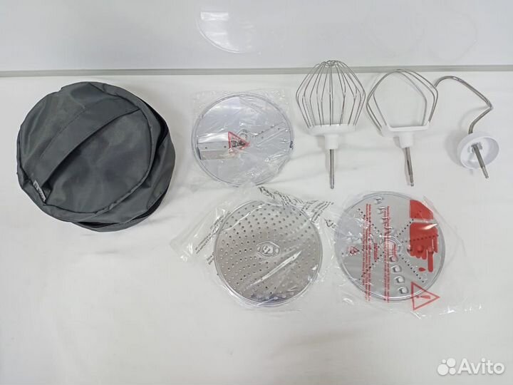 Кухонный комбайн Bosch MUM50131, 800 Вт, белый/сер