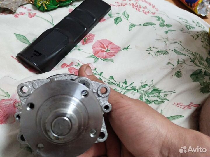 Помпа водяная бмв Е46 М54