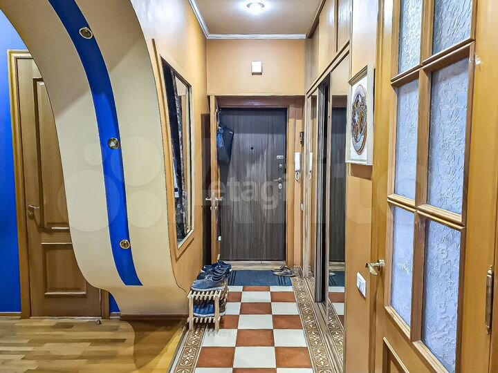 3-к. квартира, 115 м², 8/17 эт.