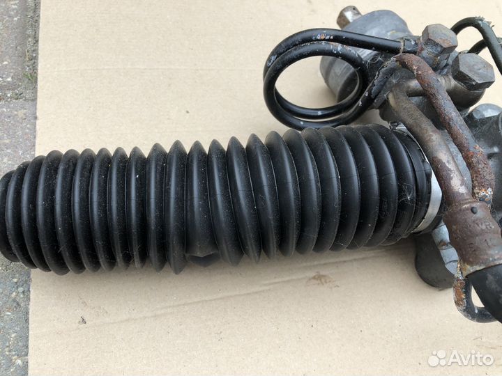 Рулевая рейка на Audi A4 B6