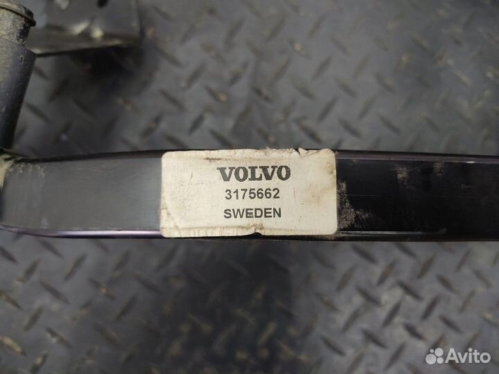 3175662 Кронштейн торпедо Volvo FH