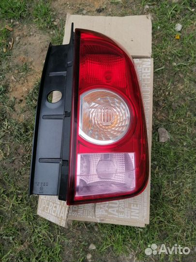 Задние фонари