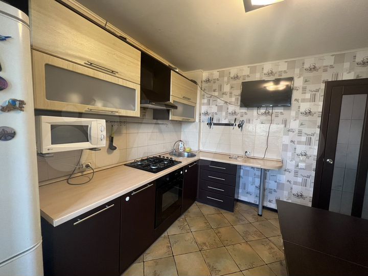 2-к. квартира, 65 м², 7/10 эт.