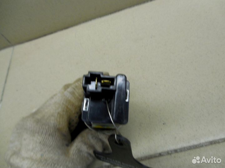 Активатор замка крышки бензобака Starex H1/Grand S