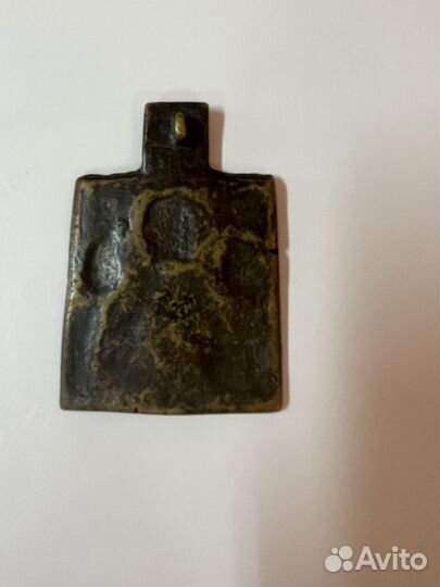 Старинная нательная иконка