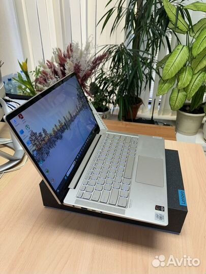 14' Lenovo Yoga S740-14IIL 4K Core i7