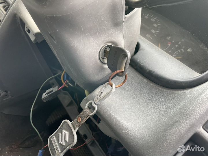 Сузуки култус двери