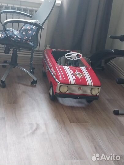 Машинка детская