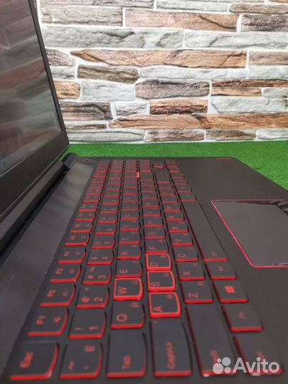 Игровой ноутбук Lenovo legion i5 7го/GTX 1050ti