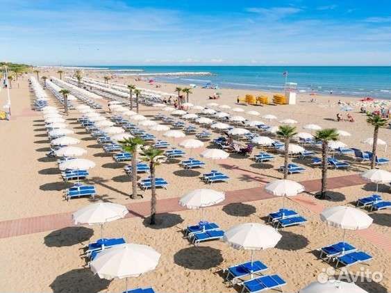 Зонт пляжный на центральной опоре оптом