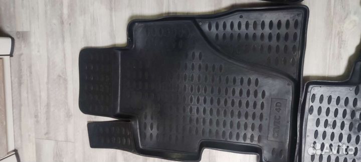 Автомобильные коврики резиновые honda civic