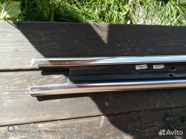 Молдинг стекла задний Фольксваген Гольф 6