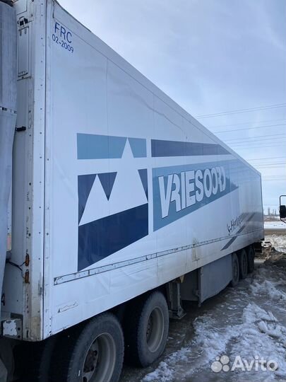Freightliner Columbia с полуприцепом, 2003
