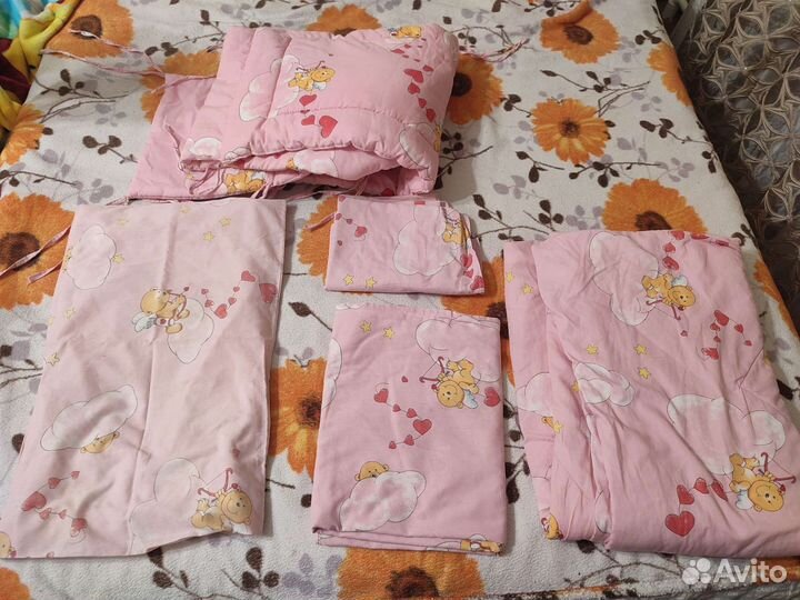 Комплект в кроватку