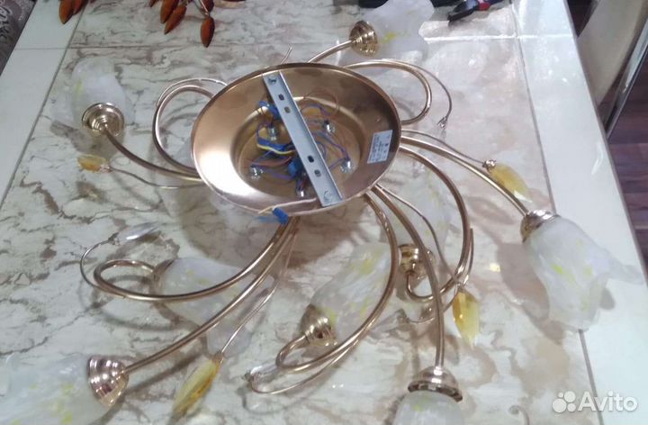 Светильник потолочный