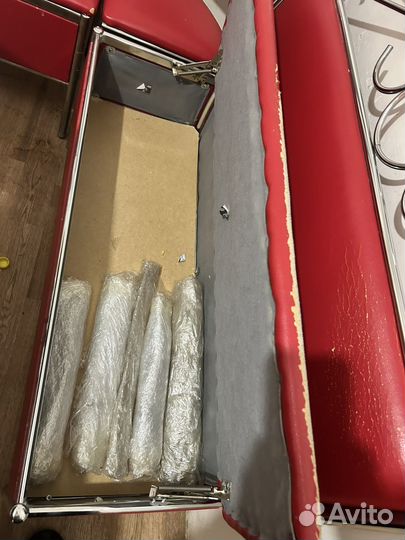 Угловой диван на кухню бу