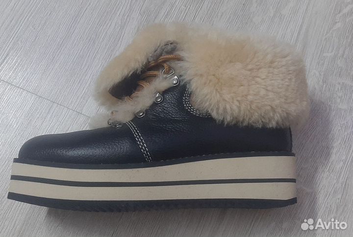 Кроссовки зимние женские