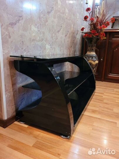 Тумба под телевизор