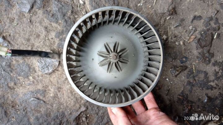 Моторчик печки сузуки гранд витара 1998-2005