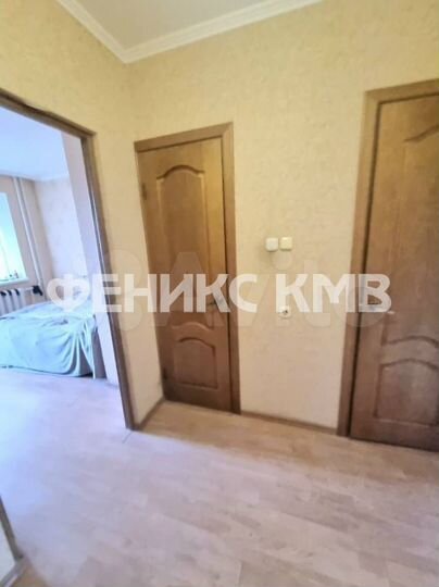 2-к. квартира, 60 м², 8/18 эт.