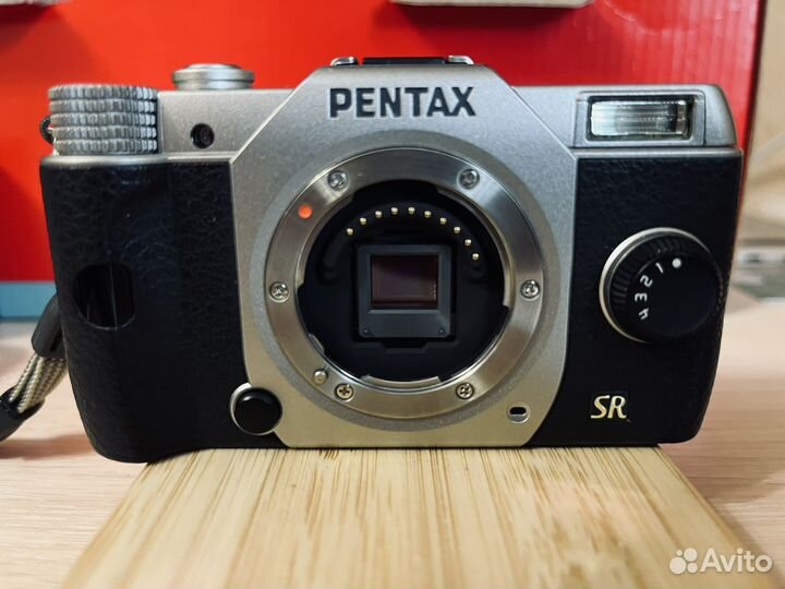 Самый маленький фотоаппарат Pentax Q7