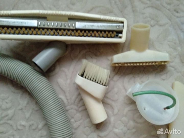 Шланг и насадки для советского пылесоса