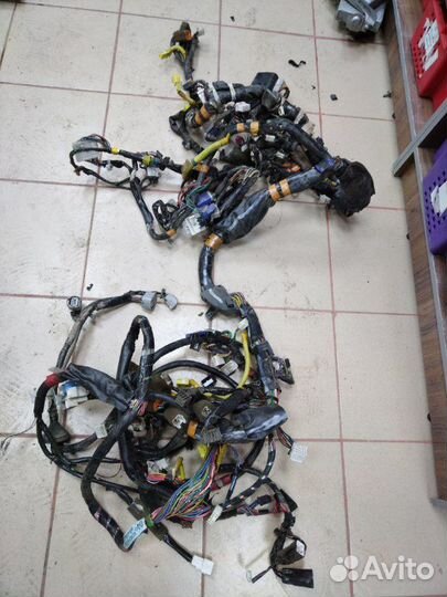 Проводка под торпедо Toyota Land Cruiser HDJ100