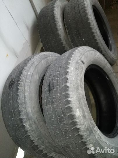 Bridgestone B250 265/65 R17