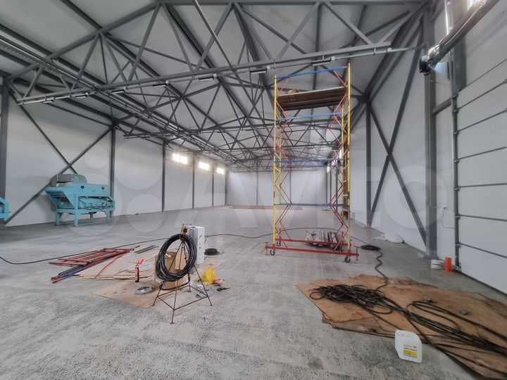 Склад, 860 м²