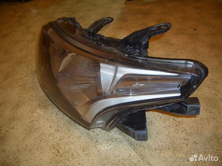 Фара левая Митсубиси Аутлендер с12-15г