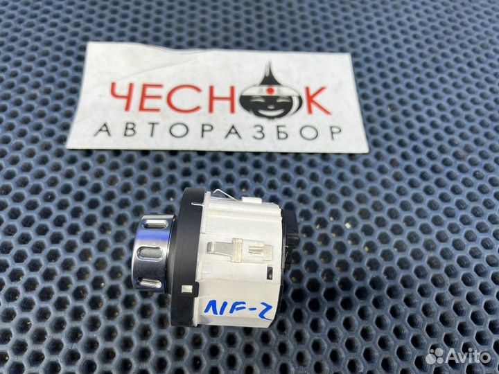 Кнопка крутилка дорожного просвета Touareg NF / FL