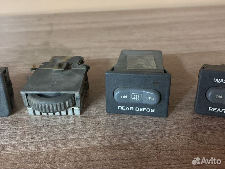 Кнопки Джимми, Блейзер