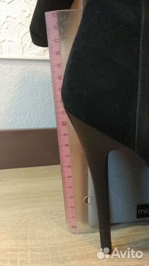 Сапоги зимние, высокий каблук